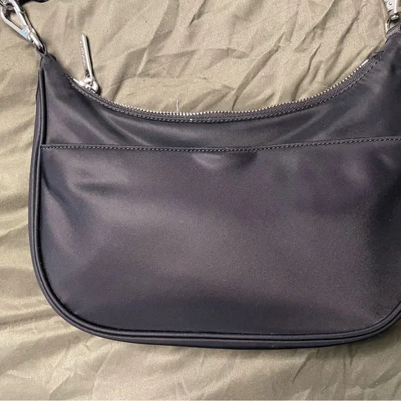 Lululemon athletica City Essentials Small Shoulder Bag 3L - Picture 4 of 4